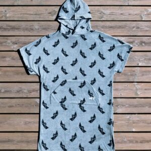 Poncho aus hochwertigem Material mit modernem Design