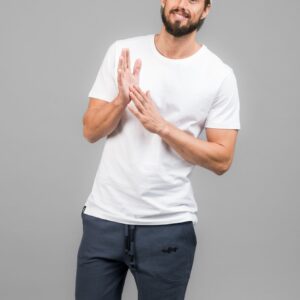 Alternative view of T-Shirt mit schmaler Passform aus hochwertigem Material